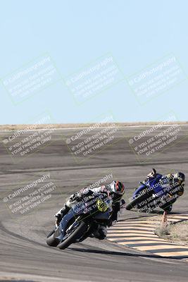 media/Jan-15-2026-Racers Edge (Thu) [[dfebeb70ab]]/3-B Group/Session 2 (Bowl Exit)/